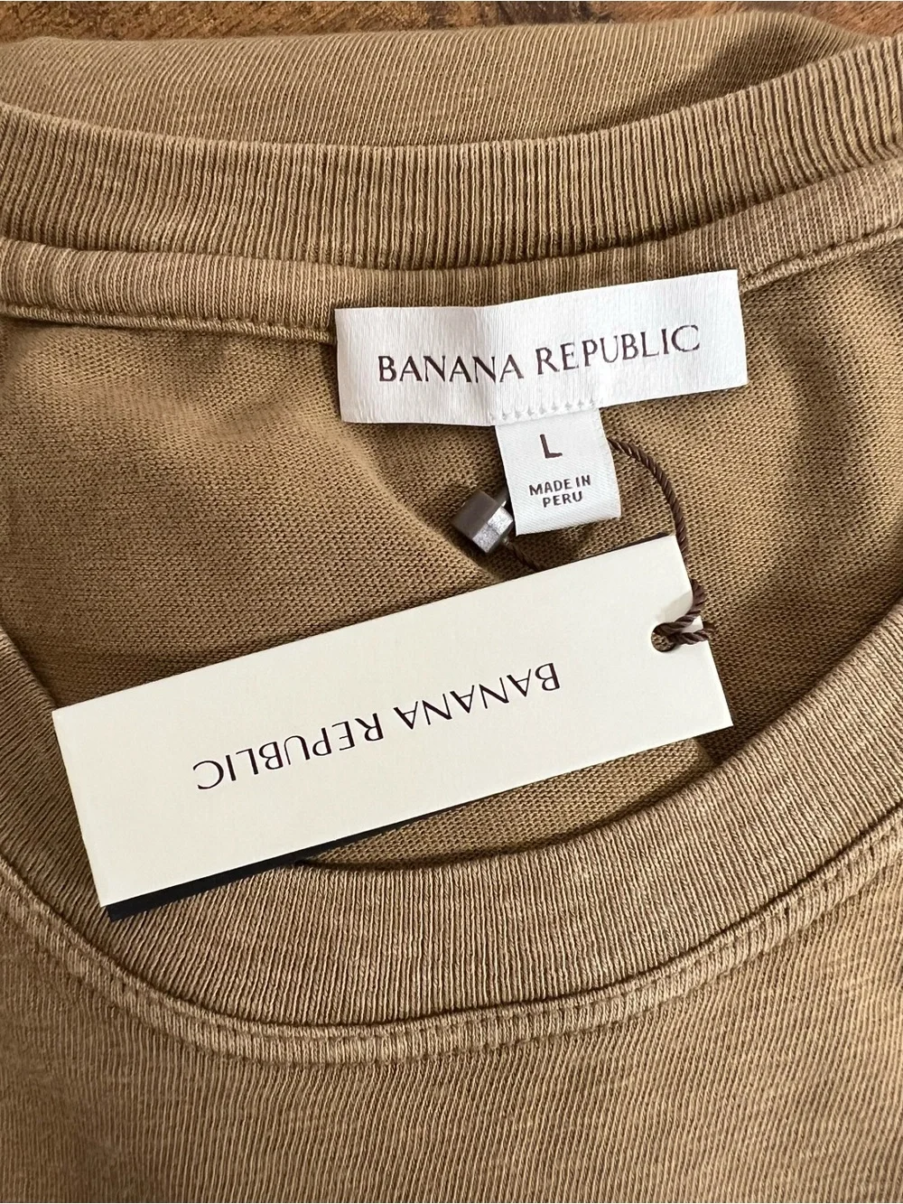 Banana Republic NWT 3 Men's T-Shirt Bundle